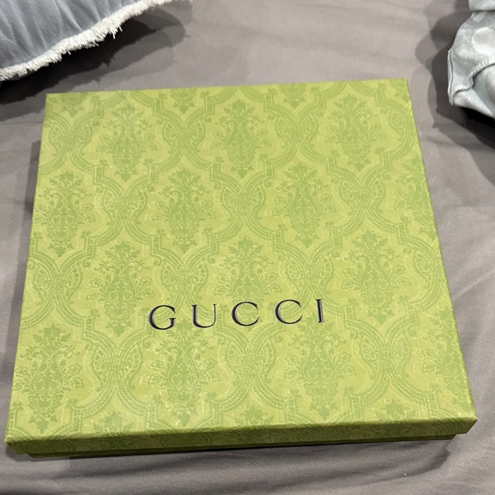 Gucci Green and Cream Patterned Box